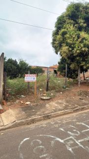 Terreno Serra Dourada à Venda