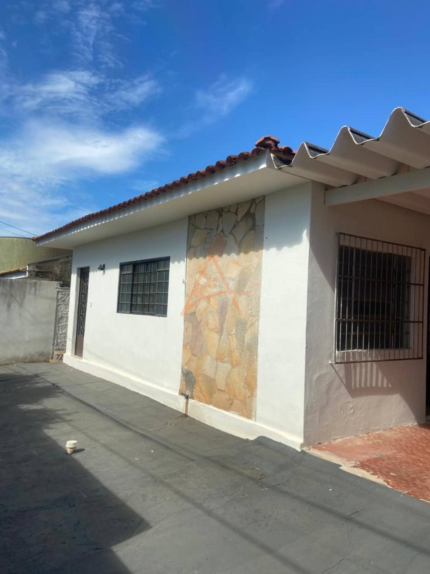 Casa Para Alugar com 04 quartos no bairro (+) CADASTRAR NOVO BAIRRO em Rondonópolis