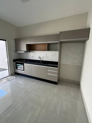 Casa Para Vender no bairro Villa Operária em Rondonópolis