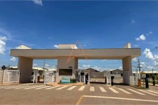 Casa de Condomínio Para Vender com 2 quartos no bairro Escolha um bairro... em Rondonópolis