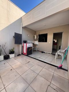 *VENDO SALÃO Comercial (com 4 KIT NET)*.                                                                        ▪️ 01 Salão de 80m² com WC de esquina c/2 portas d acessos                                                                                     