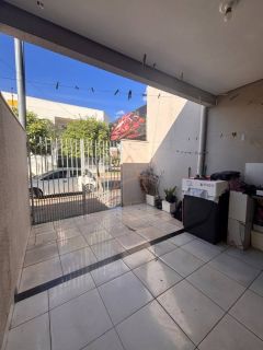 *VENDO SALÃO Comercial (com 4 KIT NET)*.                                                                        ▪️ 01 Salão de 80m² com WC de esquina c/2 portas d acessos                                                                                     