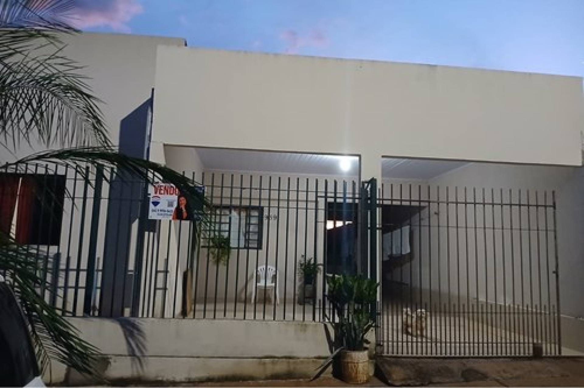 Casa Para Vender com 2 quartos no bairro Jardim Maria Tereza em Rondonópolis