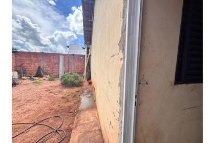 Casa Para Vender com 2 quartos no bairro Jardim Maria Tereza em Rondonópolis