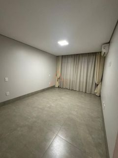 Casa de Condomínio Para Vender 3 suítes no bairro Escolha um bairro... em Rondonópolis