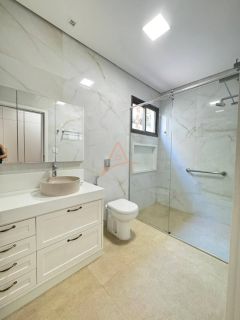 Casa de Condomínio Para Vender 3 suítes no bairro Escolha um bairro... em Rondonópolis