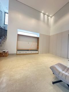 Casa de Condomínio Para Vender 3 suítes no bairro Escolha um bairro... em Rondonópolis