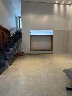 Casa de Condomínio Para Vender 3 suítes no bairro Escolha um bairro... em Rondonópolis