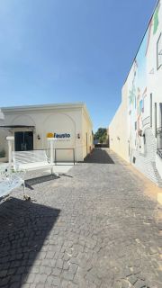 Imóvel Comercial Para Alugar no bairro Escolha um bairro... em Rondonópolis