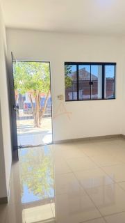 Casa Para Vender com 02 quartos no bairro Centro em Rondonópolis