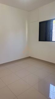 Casa Para Vender com 02 quartos no bairro Centro em Rondonópolis