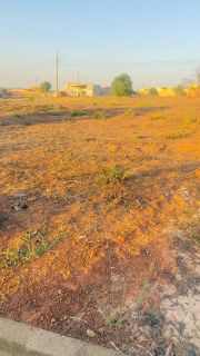 Lote / Terreno de Bairro Para Vender no bairro Loteamento Parque dos Lírios em Rondonópolis