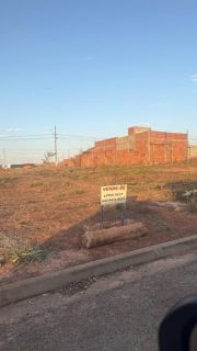 Lote / Terreno de Bairro Para Vender no bairro Loteamento Parque dos Lírios em Rondonópolis