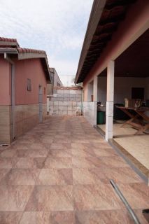 Casa Para Vender 03 suítes no bairro Jardim Gramado II em Rondonópolis