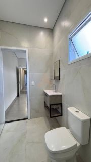 Casa Para Vender com 02 quartos 01 suítes no bairro Loteamento Green Valley em Rondonópolis