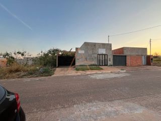 Casa Em Construção Para Vender no bairro Parque Rosa Bororo em Rondonópolis