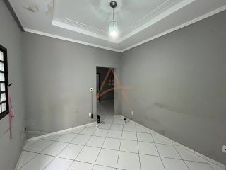 Casa à Venda – Vila Marinópolis