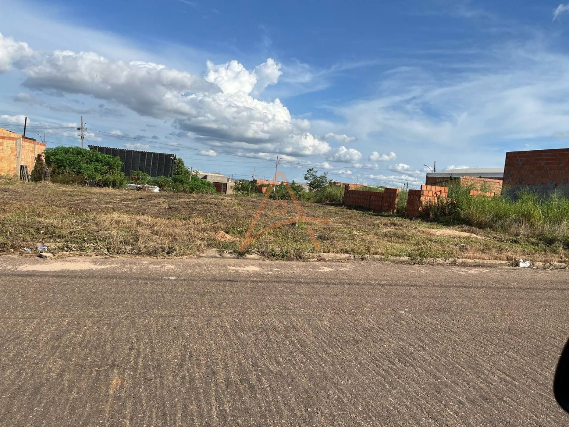 Terreno à Venda – Rosa Bororo