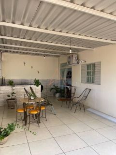 Apartamento Térreo à Venda no Residencial Acácia