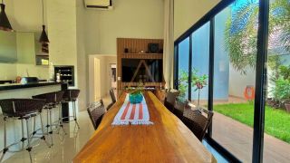 Casa moderna no Condomínio Villa Toscana à Venda!