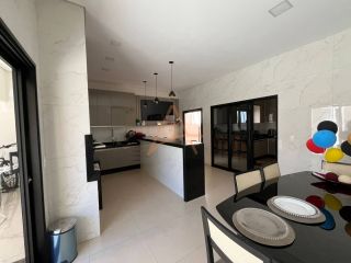 VENDO CASA NO JARDIM SUNFLOWER