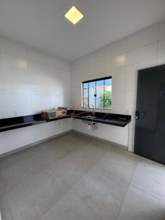 Casa à venda – Rosa Bororo