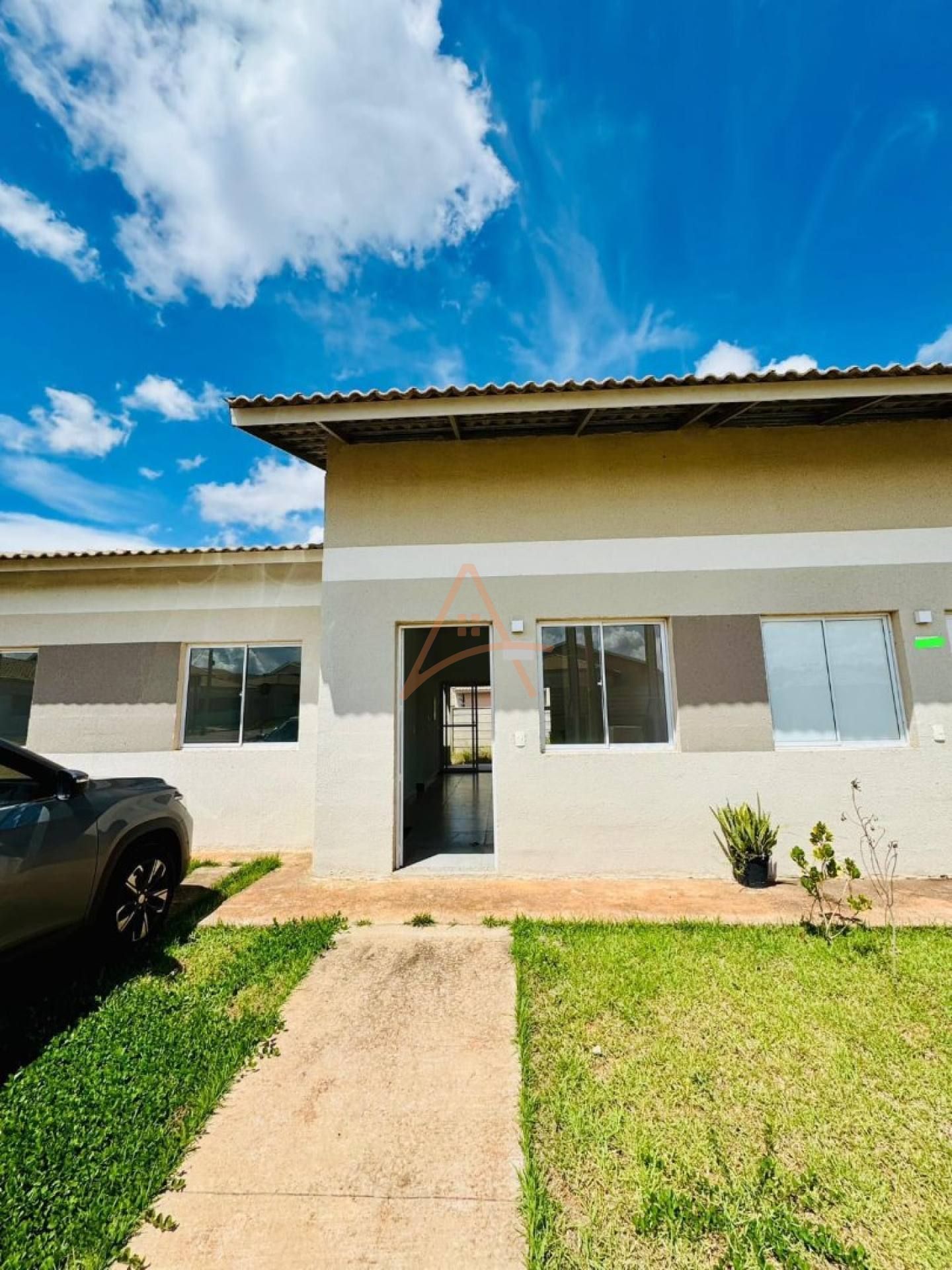 Vendo Casa no Condomínio Origem