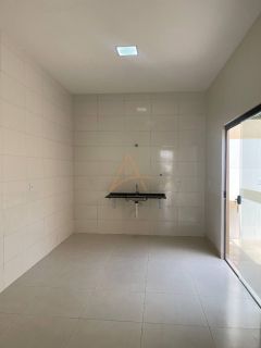 CASA À VENDA – BAIRRO VILA RICA