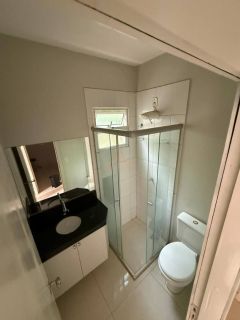 CASA DE ESQUINA NO CONDOMÍNIO TERRA NOVA