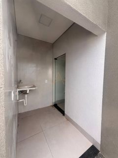 Casa com Estilo Clássico fachada moderna à Venda no Granville I