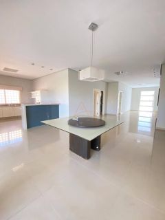 CASA À VENDA NA SANTA MARINA| ALTO PADRÃO