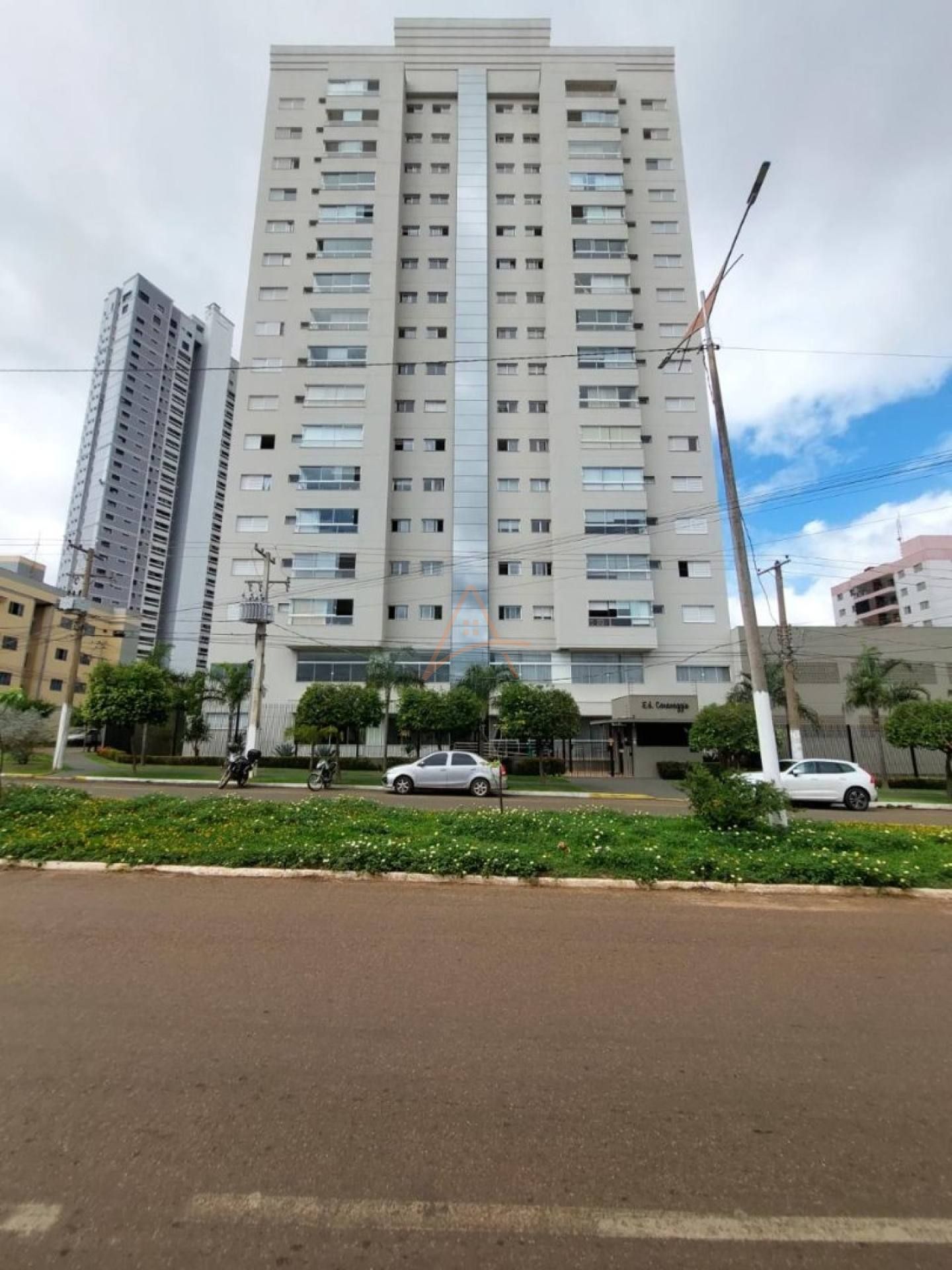 ALUGUEL – Condomínio Edifício Caravaggio