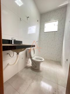 VENDE-SE | CASA EM TERRENO INDIVIDUAL bairro Maria Tereza