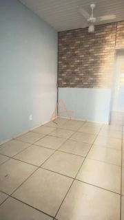 VENDO CASA – RESIDENCIAL JUSCELINO FERREIRA DE FARIAS