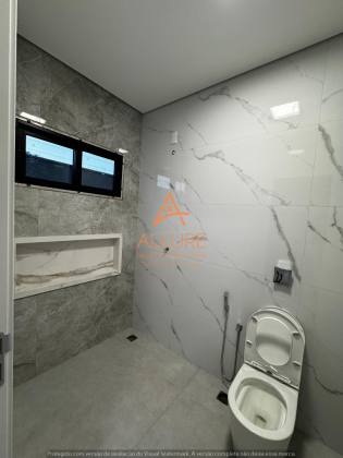 SOBRADO  À VENDA BAIRRO SAGRADA FAMÍLIA