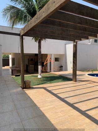 Casa de alto padrão no Santa Marta à Venda