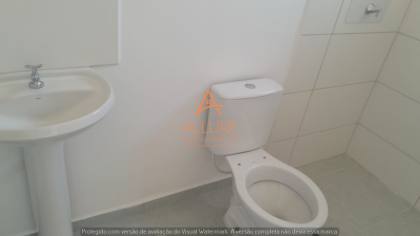 Alugo casa no Condomínio Vicente Bisson