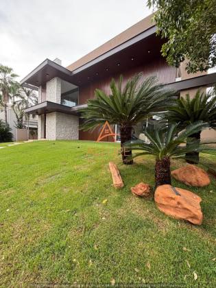 Alto Padrão | Casa no Condomínio Village do Cerrado