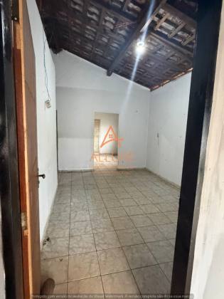 OPORTUNIDADE – CASA NO LOT. PADRE EZEQUIEL RAMIM
