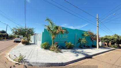 OPORTUNIDADE NO JARDIM ADRIANA - CASA À VENDA