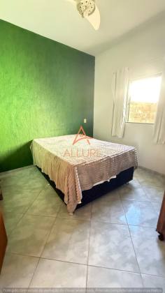 OPORTUNIDADE NO JARDIM ADRIANA - CASA À VENDA