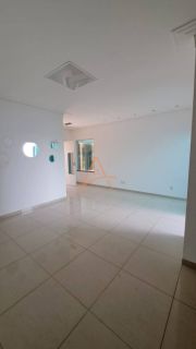 Alto Padrão | Casa no Condomínio do Bosque I