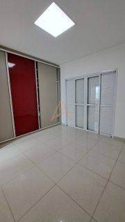Alto Padrão | Casa no Condomínio do Bosque I