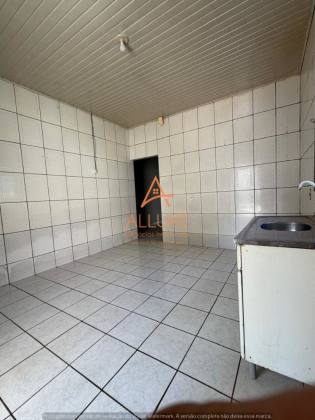 Casa À VENDA no Jardim Itapuã