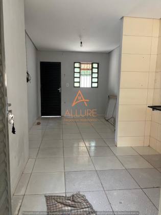 CASA À VENDA – RESIDENCIAL MARGARIDA
