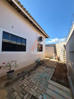 Casa à Venda no Bairro Matias Neves