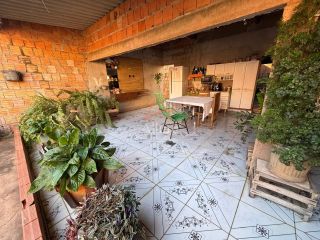 CASA À VENDA – BAIRRO DINALVA