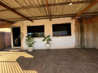 CASA À VENDA – BAIRRO DINALVA