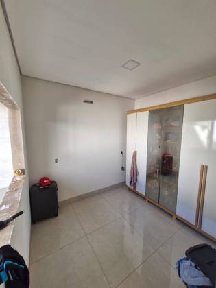 CASA À VENDA – PAIAGUÁS III