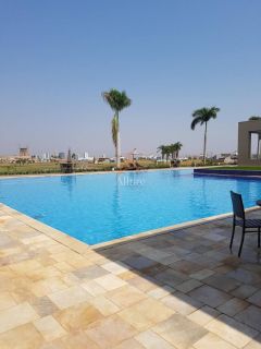VENDE-SE | Terreno no Royal Boulevard
